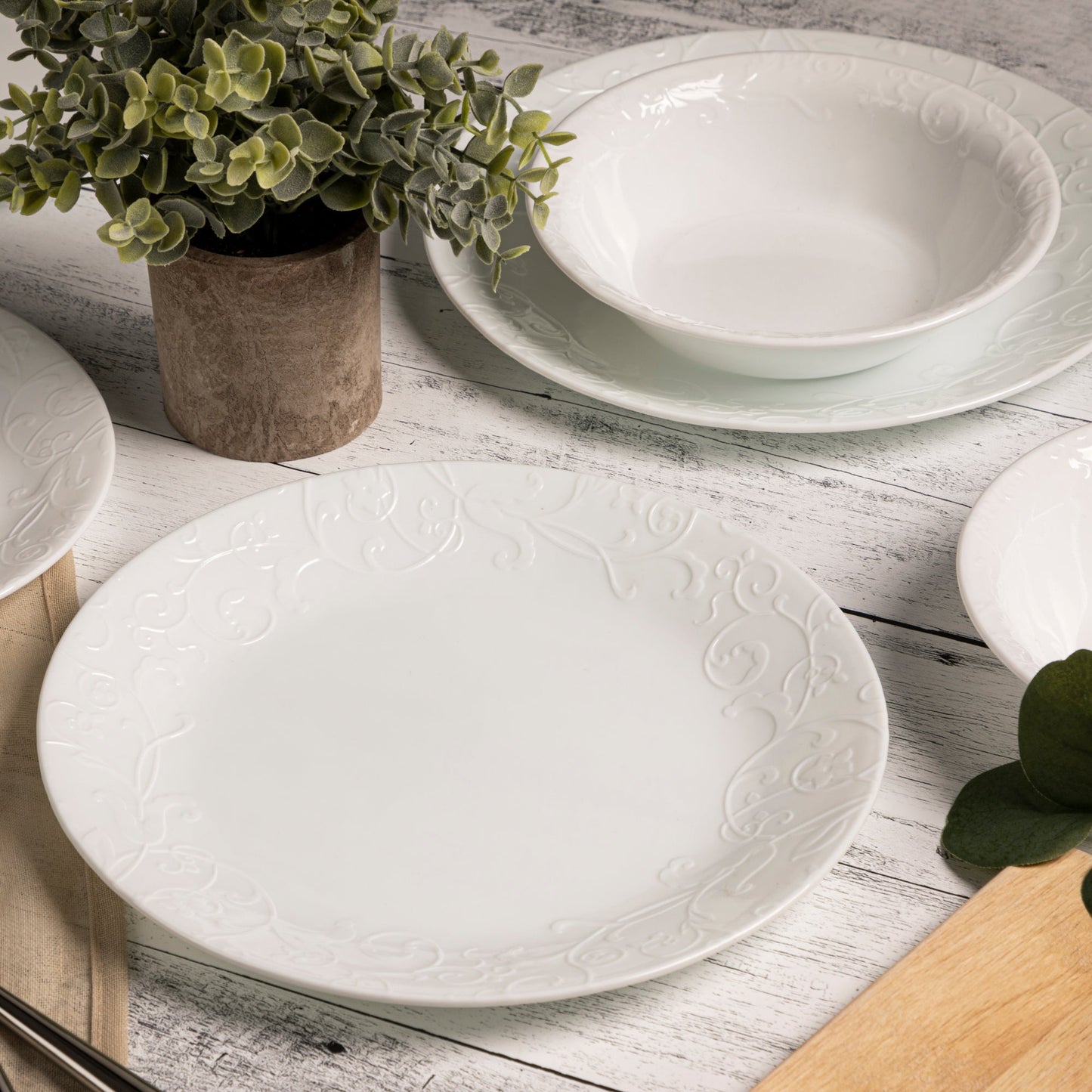 Corelle® Bella Faenza 12-piece Dinnerware Set, Service for 4