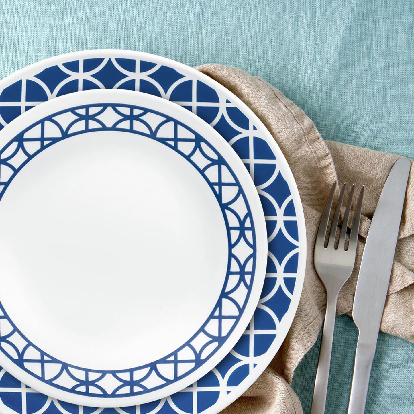 Corelle® Cobalt Circles 16-piece Mugless Dinnerware Set, Service of 4