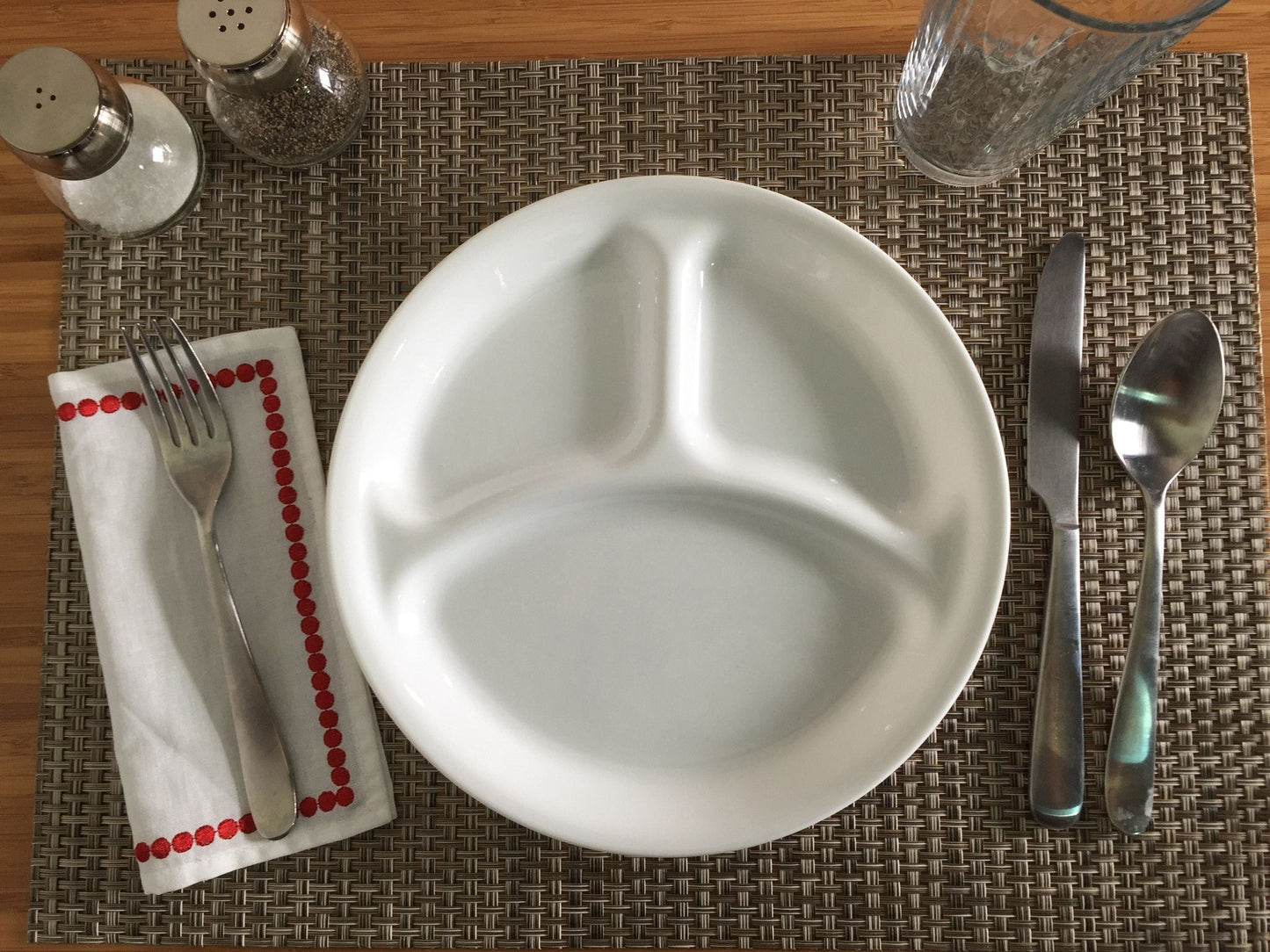 Corelle® Winter Frost White 8.5 Divided Salad Plate
