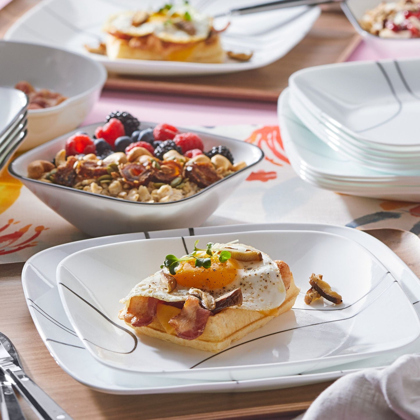Corelle® Simple Lines 18-piece Dinnerware Set, Service for 6
